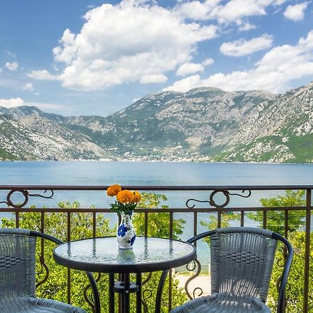 Apartmani Stanovcic Donji Morinj Exterior foto