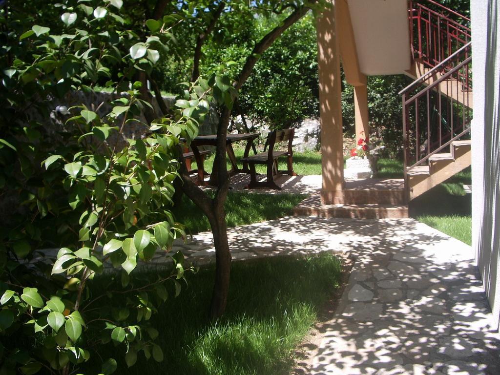 Apartmani Stanovcic Donji Morinj Exterior foto