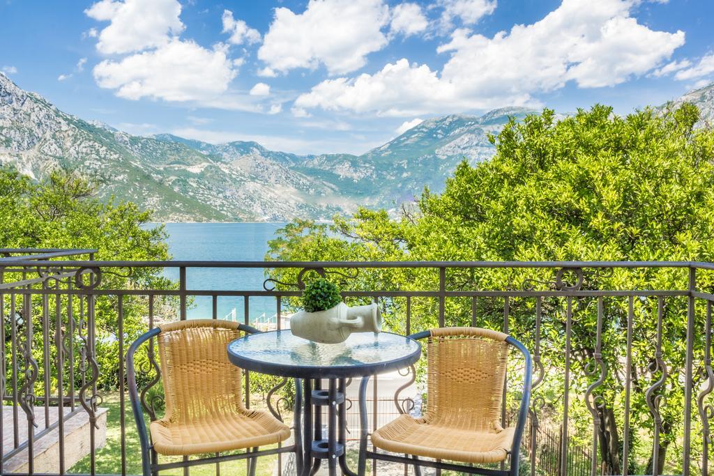 Apartmani Stanovcic Donji Morinj Exterior foto